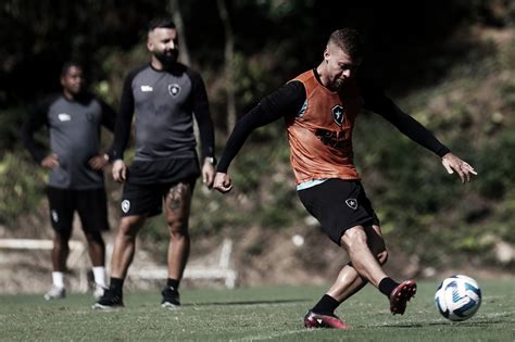 Gols e melhores momentos para César Vallejo x Botafogo pela Copa Sul.